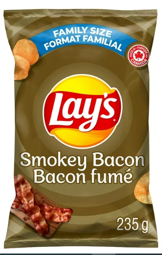 Lay's Smokey Bacon flavoured potato chips, 235g